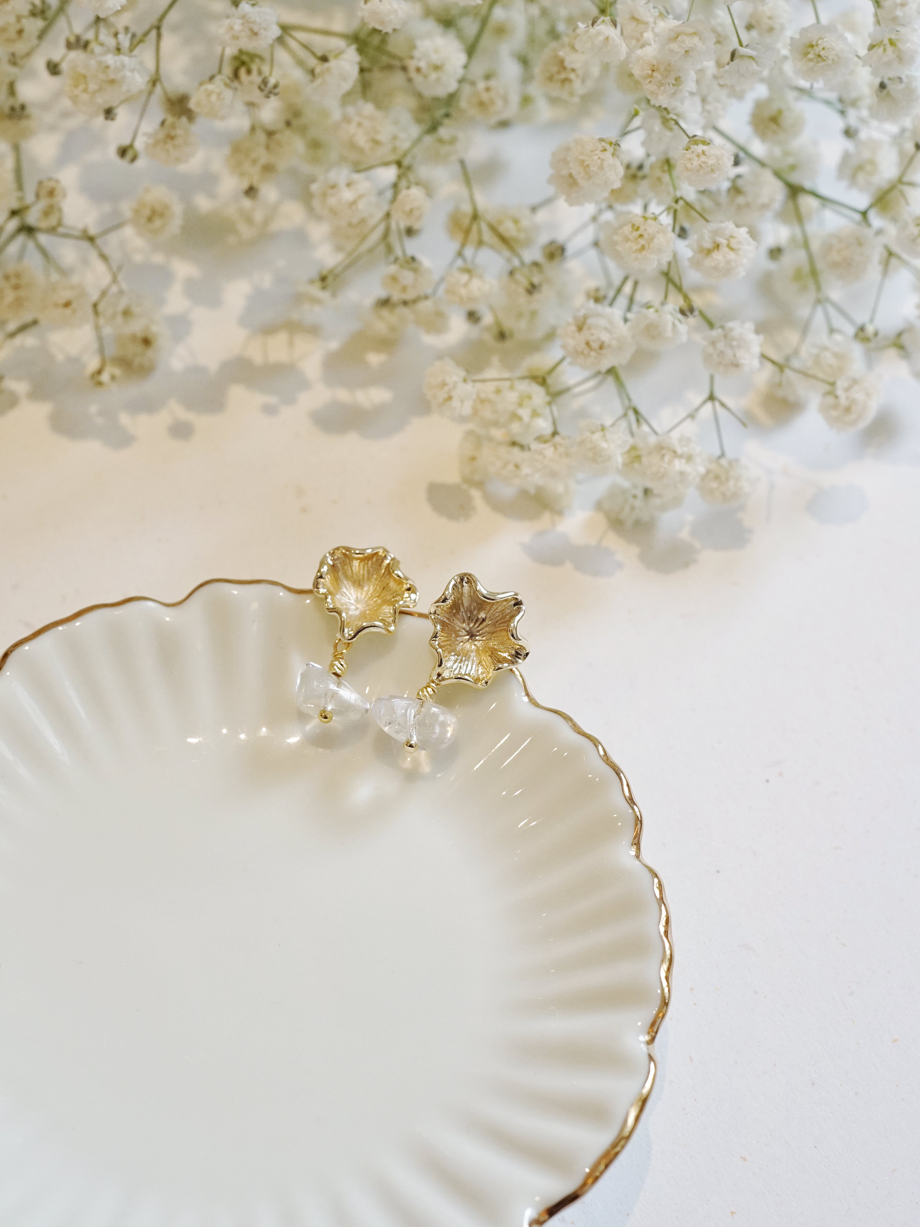 Clear Quartz Flower Shape Earrings