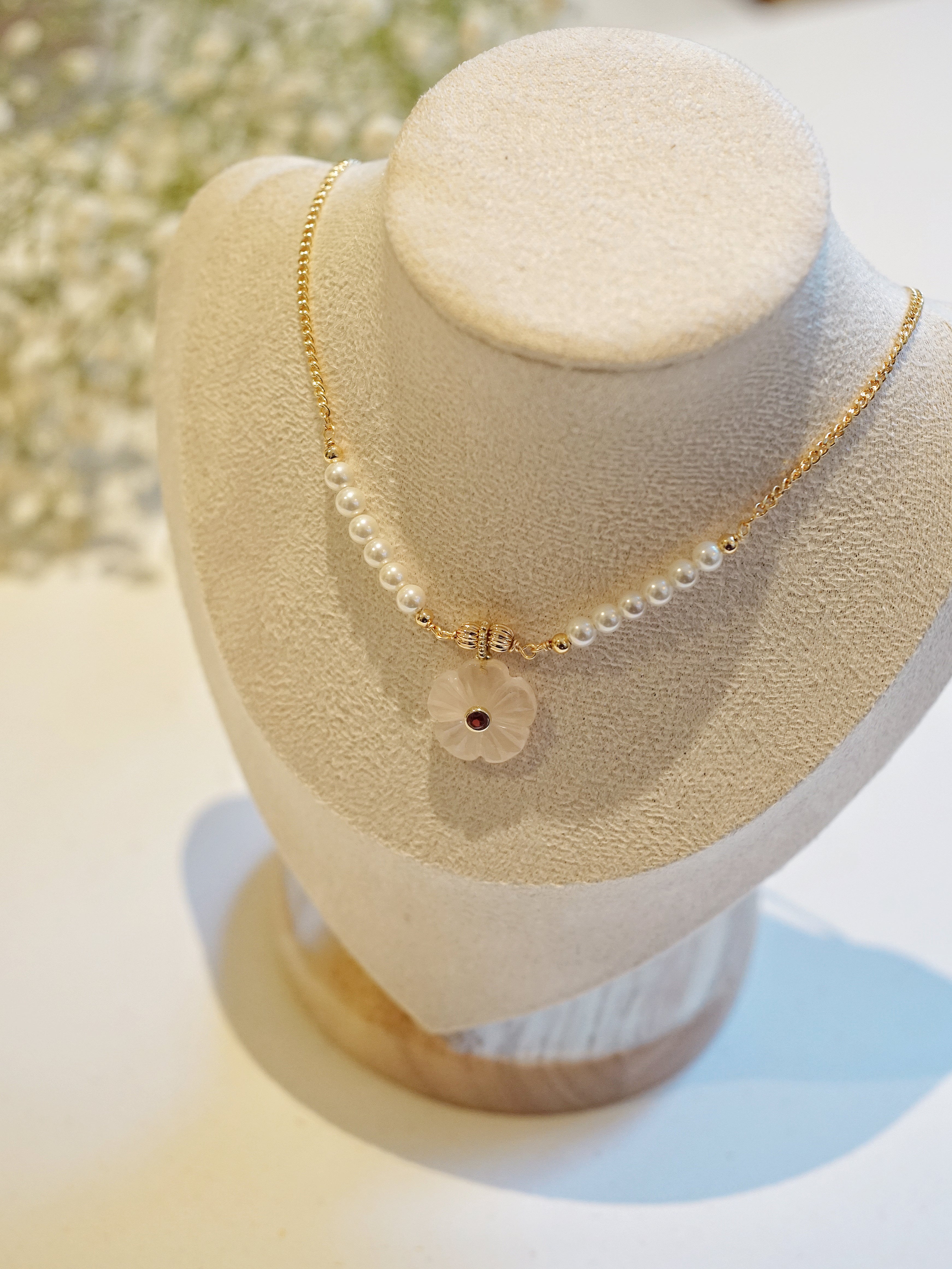 Gold-plated Sakura Rose Quartz & Shell Pearl Necklace